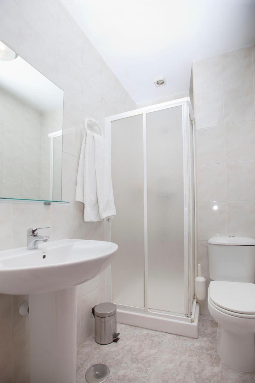 Hostal Roma A Coruña Exteriör bild