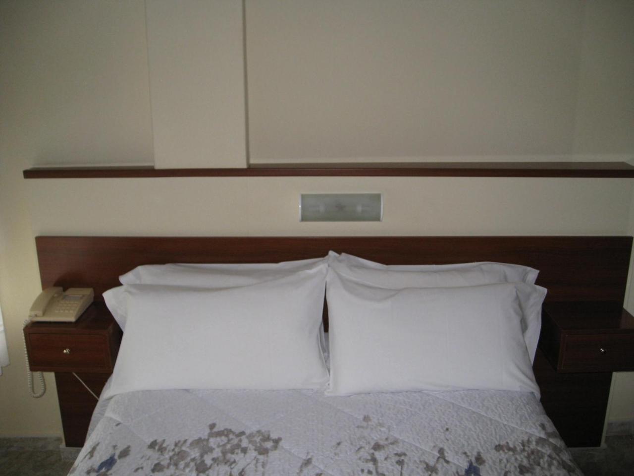 Hostal Roma A Coruña Exteriör bild