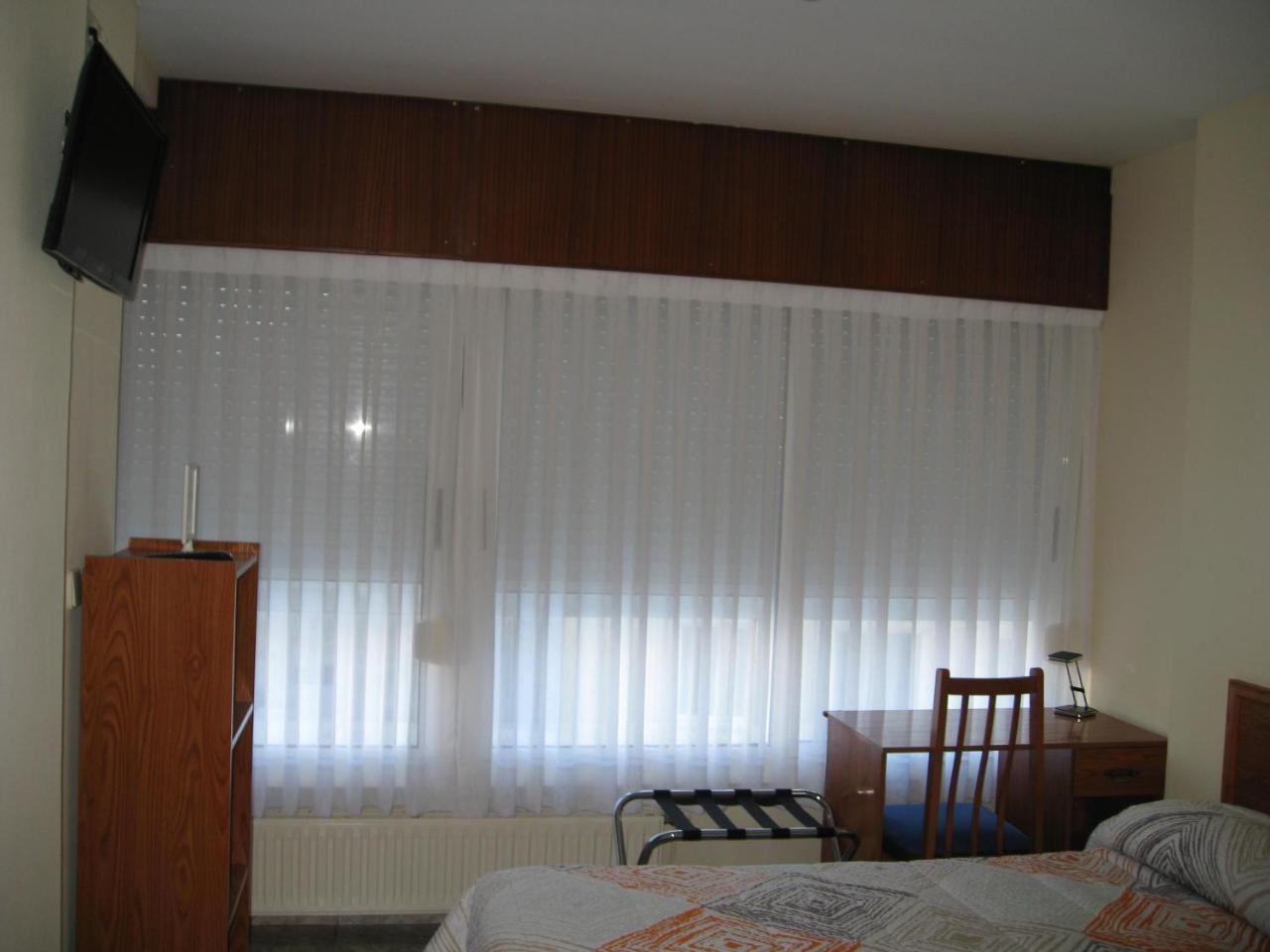 Hostal Roma A Coruña Exteriör bild