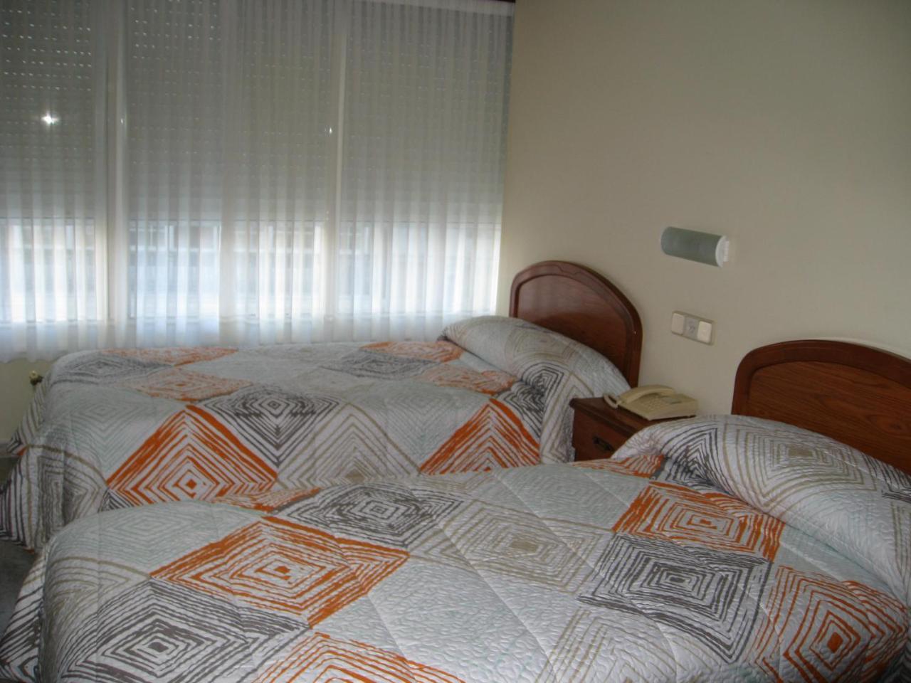 Hostal Roma A Coruña Exteriör bild